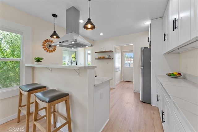 3821 S Hobart Boulevard, Los Angeles, CA 90062