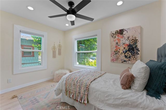 3821 S Hobart Boulevard, Los Angeles, CA 90062