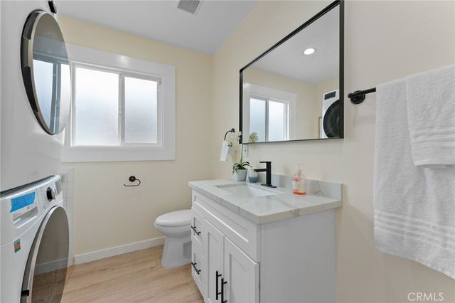3821 S Hobart Boulevard, Los Angeles, CA 90062
