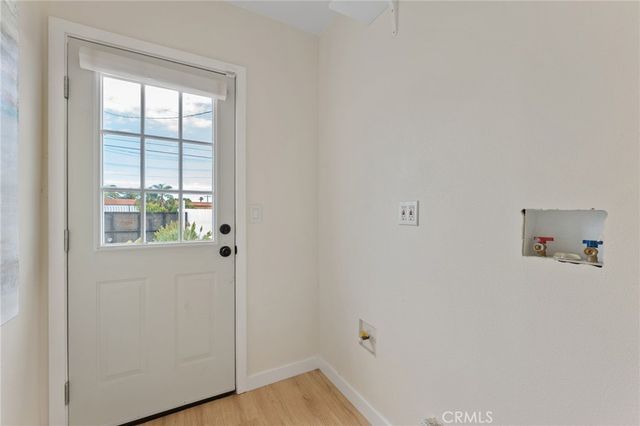 3821 S Hobart Boulevard, Los Angeles, CA 90062