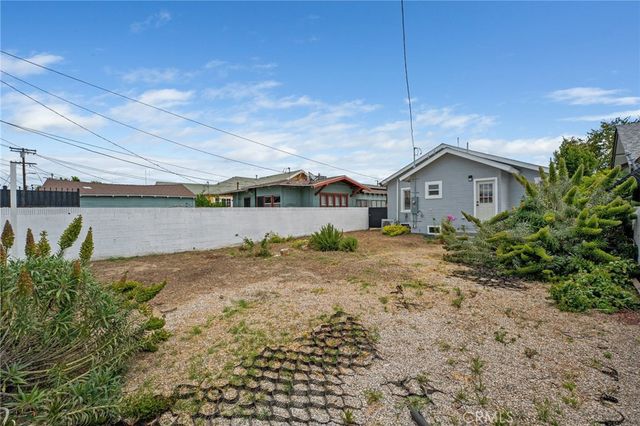 3821 S Hobart Boulevard, Los Angeles, CA 90062