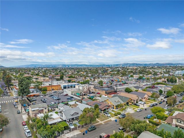 3821 S Hobart Boulevard, Los Angeles, CA 90062