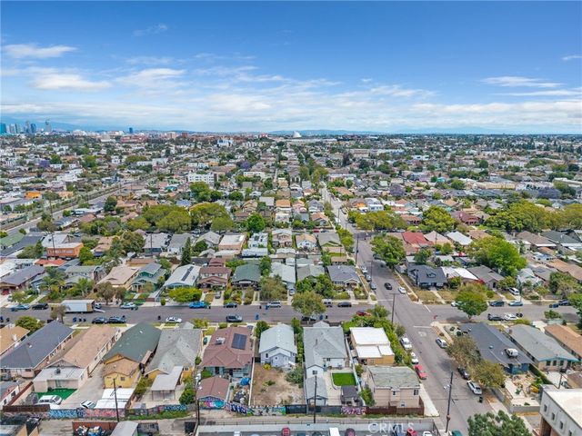 3821 S Hobart Boulevard, Los Angeles, CA 90062