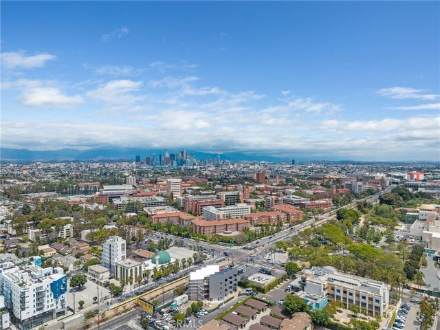 3821 S Hobart Boulevard, Los Angeles, CA 90062