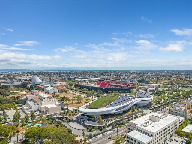 3821 S Hobart Boulevard, Los Angeles, CA 90062