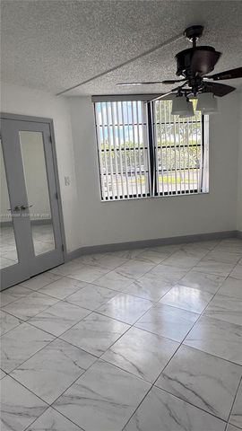 212 Lake Pointe Dr 102, Oakland Park, FL 33309