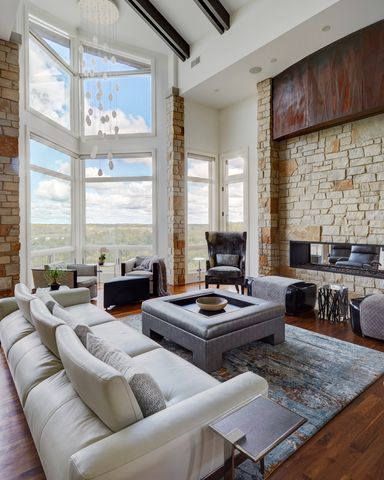 315 S Valley Hill Road, Bull Valley, IL 60098