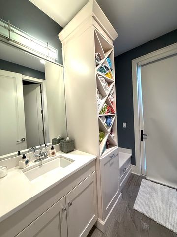 315 S Valley Hill Road, Bull Valley, IL 60098