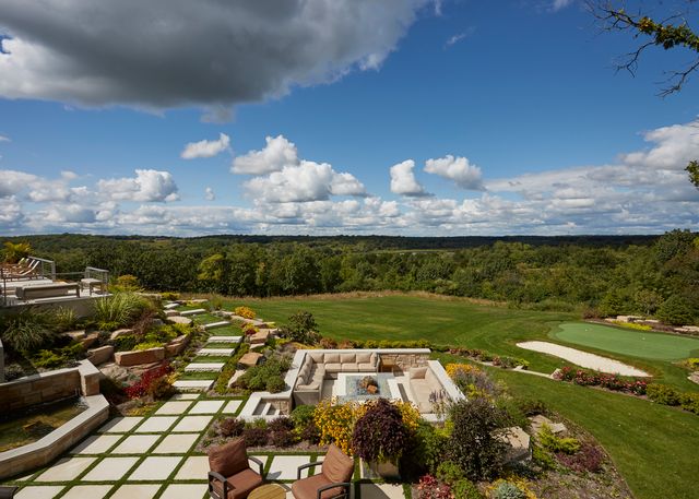 315 S Valley Hill Road, Bull Valley, IL 60098