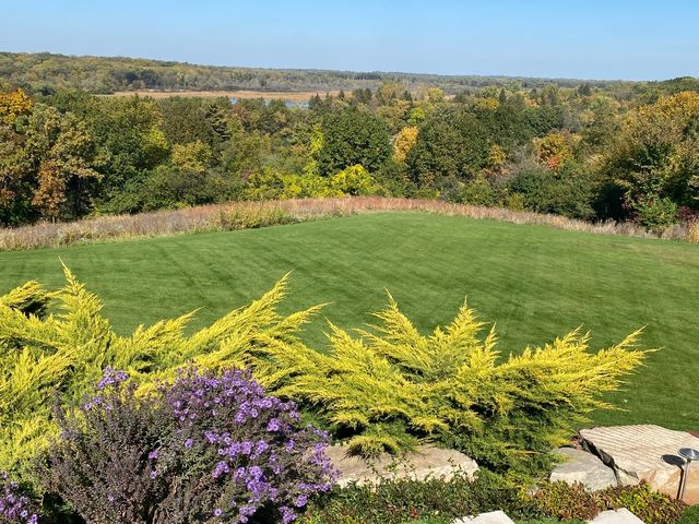 315 S Valley Hill Road, Bull Valley, IL 60098