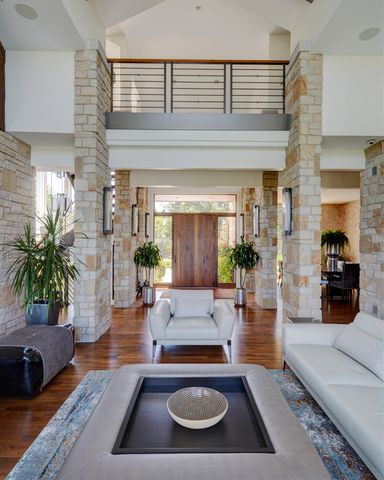 315 S Valley Hill Road, Bull Valley, IL 60098