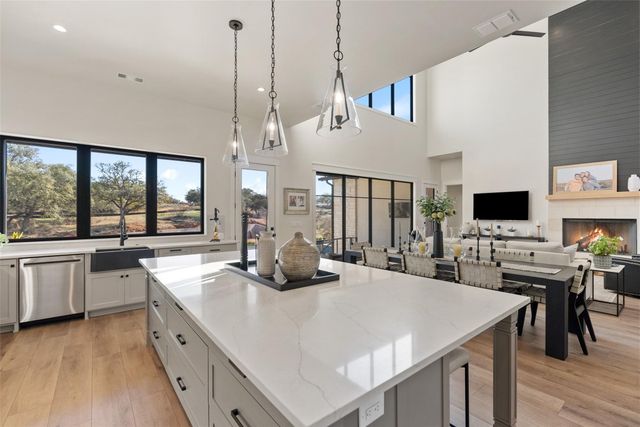 107 River Park DR, Kingsland, TX 78639