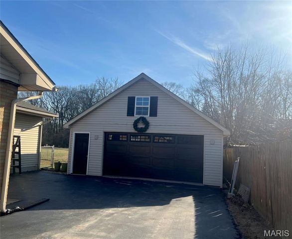 2425 Gayle Avenue, Alton, IL 62002