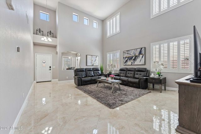 625 E TAYLOR Trail, San Tan Valley, AZ 85143
