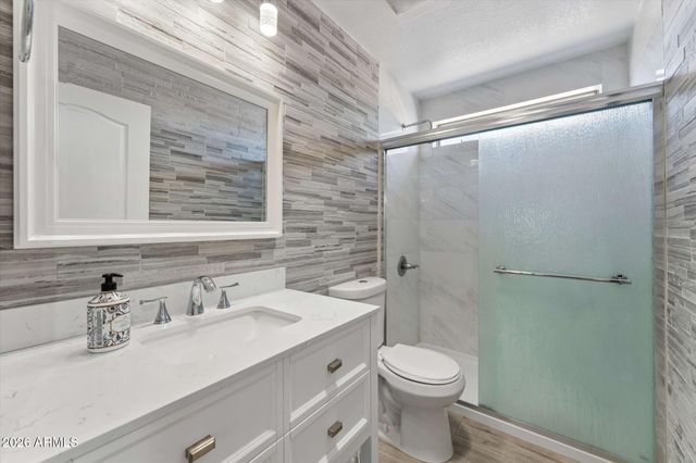 625 E TAYLOR Trail, San Tan Valley, AZ 85143