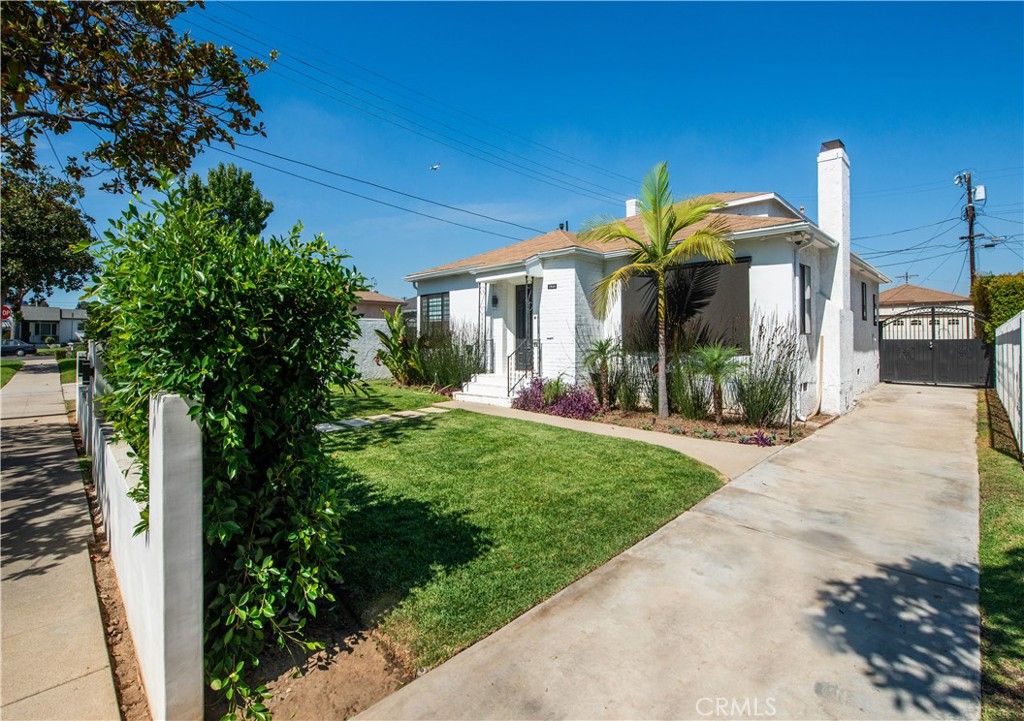 1945 W 91st Place, Los Angeles, CA 90047 — photo 2