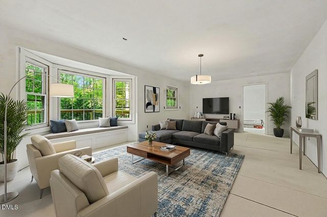 8700 Cliff Top Court, Raleigh, NC 27613