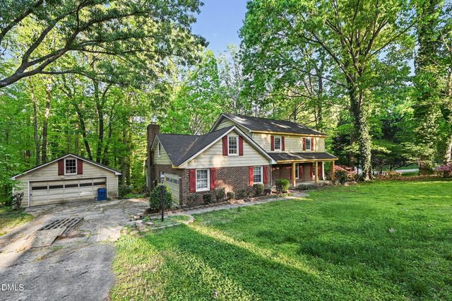 8700 Cliff Top Court, Raleigh, NC 27613