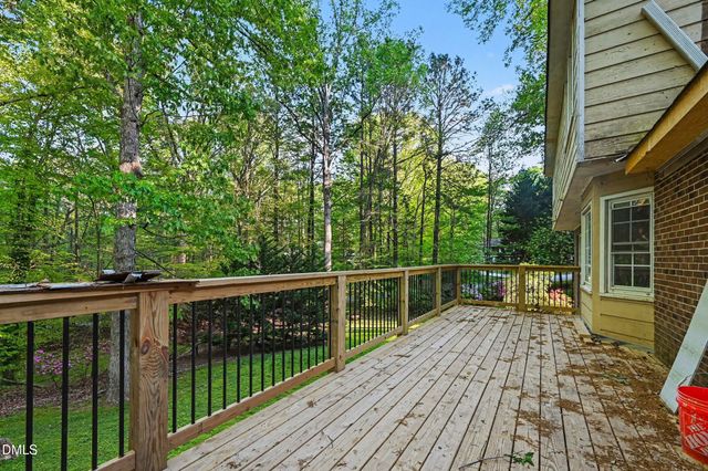 8700 Cliff Top Court, Raleigh, NC 27613