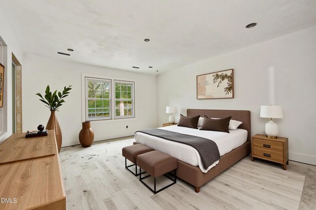 8700 Cliff Top Court, Raleigh, NC 27613