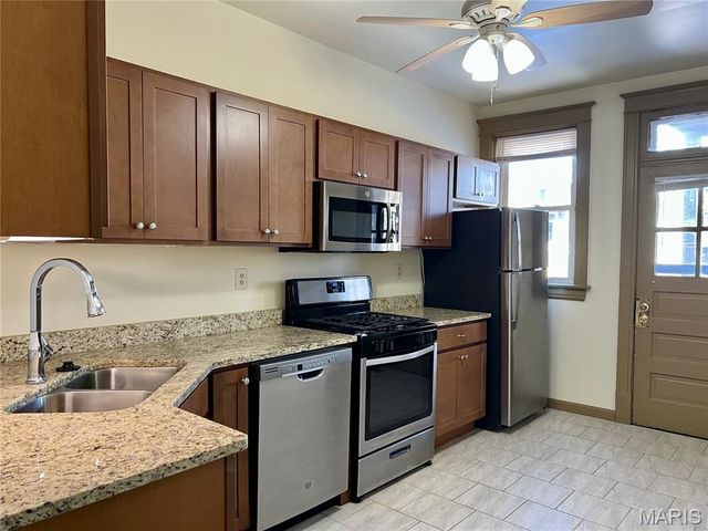 4143 Shaw Boulevard, St Louis, MO 63110