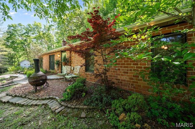 8075 Glenn Drive, Barnhart, MO 63012