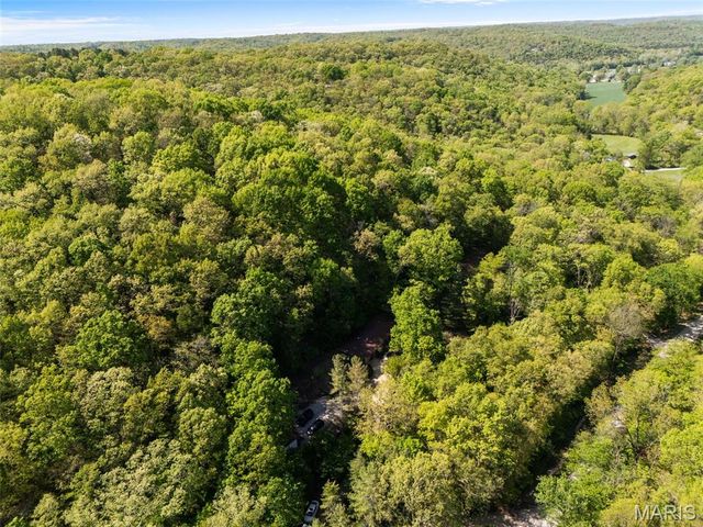 8075 Glenn Drive, Barnhart, MO 63012