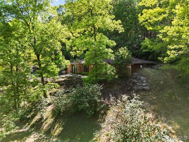 8075 Glenn Drive, Barnhart, MO 63012
