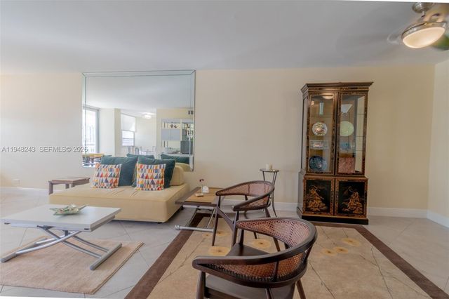 250 174th St 1118, Sunny Isles Beach, FL 33160