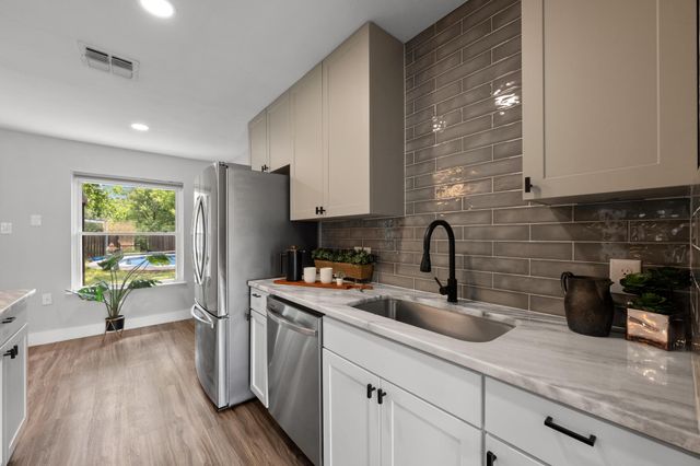 3103 Great Valley DR, Cedar Park, TX 78613