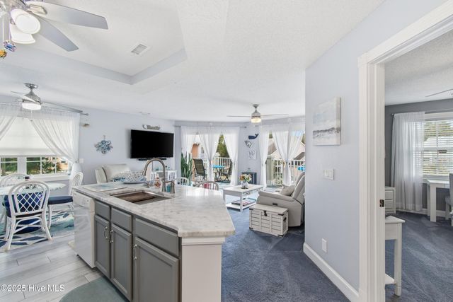 330 S Middleton Drive NW Unit 607, Calabash, NC 28467