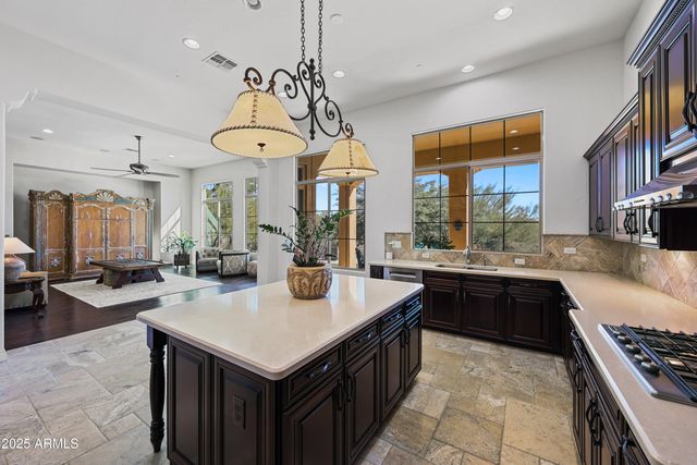 37003 N 109th Way 24, Scottsdale, AZ 85262