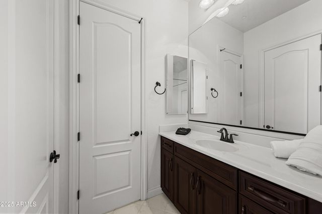 37003 N 109th Way 24, Scottsdale, AZ 85262