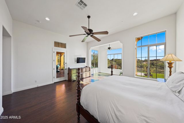 37003 N 109th Way 24, Scottsdale, AZ 85262