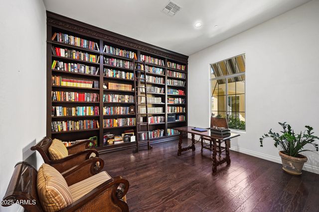 37003 N 109th Way 24, Scottsdale, AZ 85262