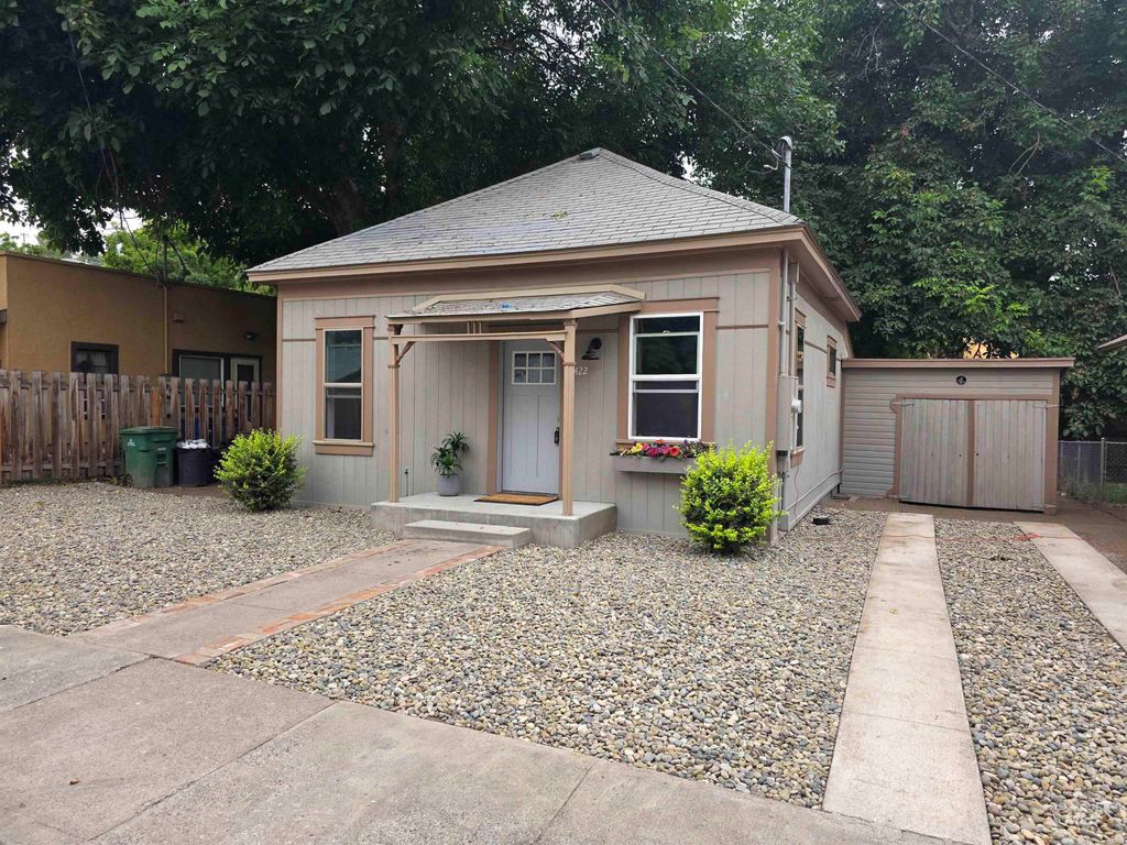 422 15th St, Lewiston, ID 83501