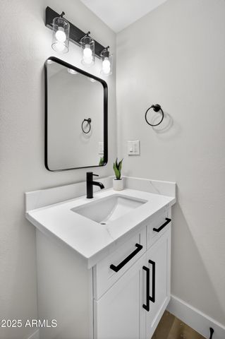 514 N 74TH Street, Scottsdale, AZ 85257