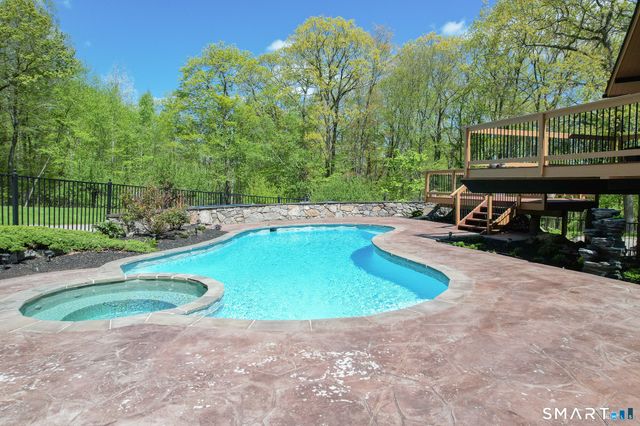 305 Westledge Drive, Torrington, CT 06790