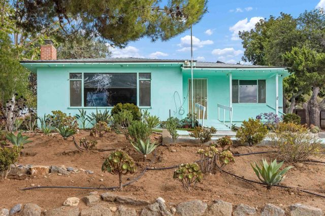 2439 Patterson Rd, Escondido, CA 92027