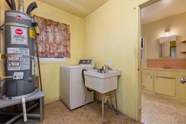 2439 Patterson Rd, Escondido, CA 92027