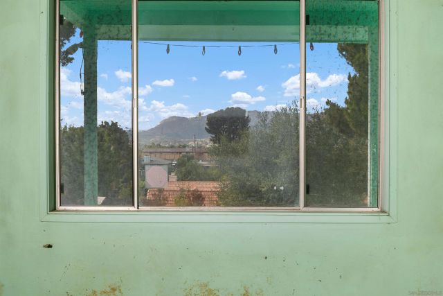 2439 Patterson Rd, Escondido, CA 92027