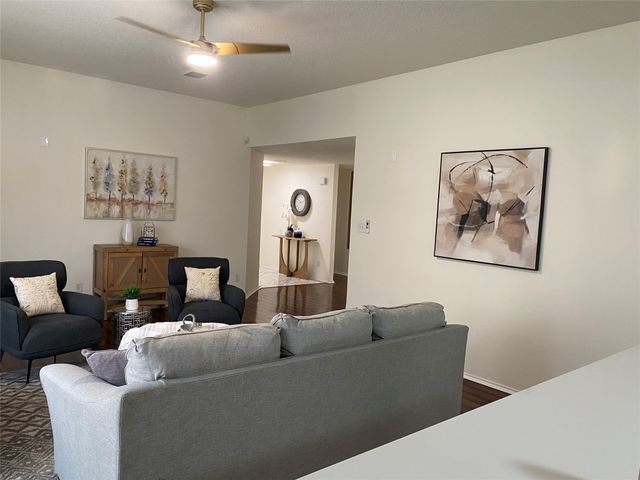 5534 Mandarin Way, Dallas, TX 75249