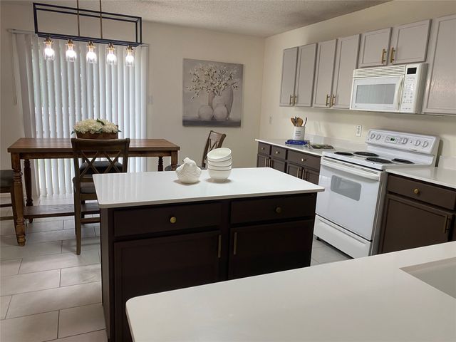 5534 Mandarin Way, Dallas, TX 75249