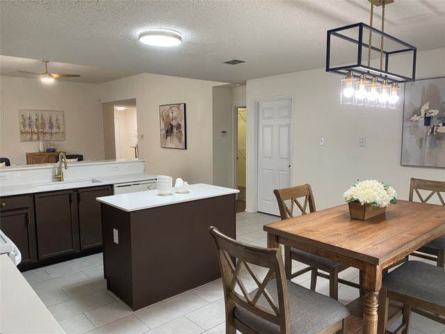 5534 Mandarin Way, Dallas, TX 75249