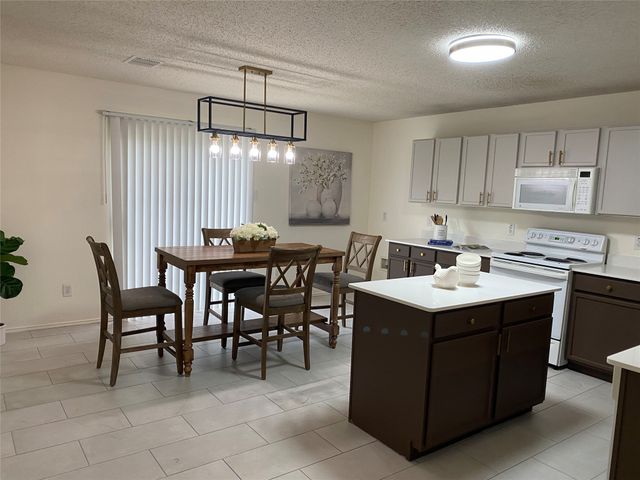 5534 Mandarin Way, Dallas, TX 75249