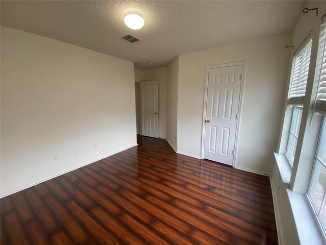 5534 Mandarin Way, Dallas, TX 75249
