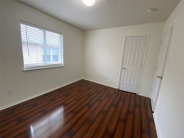 5534 Mandarin Way, Dallas, TX 75249