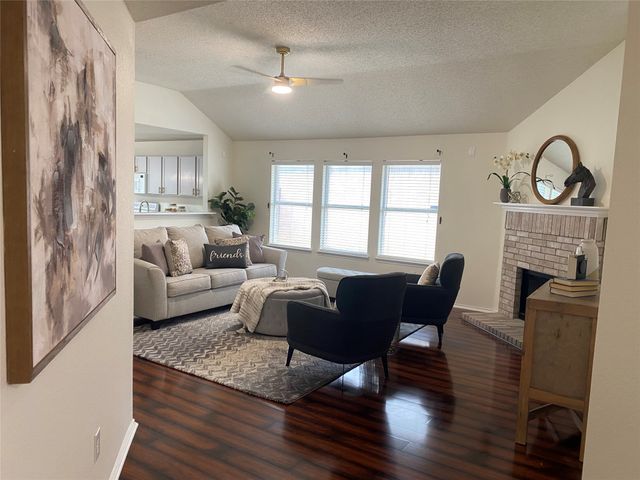 5534 Mandarin Way, Dallas, TX 75249