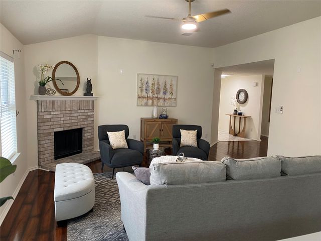 5534 Mandarin Way, Dallas, TX 75249