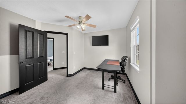 23215 Chandlers Lane, Olmsted Falls, OH 44138